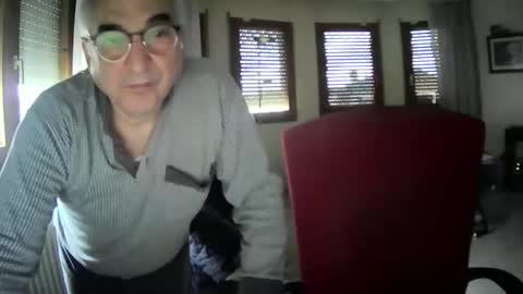 Snapshot of antonio2605 chatting on 01/29/25, 12:24 Antonio online show from 01/29/25, 12:24