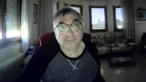 Snapshot of antonio2605 chatting on 02/08/25, 10:50 Antonio online show from 02/08/25, 10:50