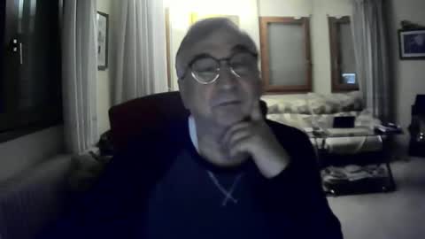Snapshot of antonio2605 chatting on 02/14/25, 04:15 Antonio online show from 02/14/25, 04:15