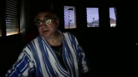 Snapshot of antonio2605 chatting on 02/20/25, 10:37 Antonio online show from 02/20/25, 10:37