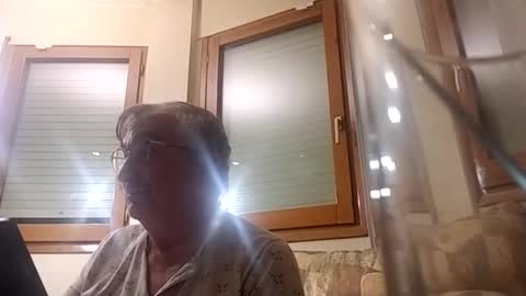 Snapshot of antonio2605 chatting on 10/02/25, 10:17 Antonio online show from 10/02/25, 10:17