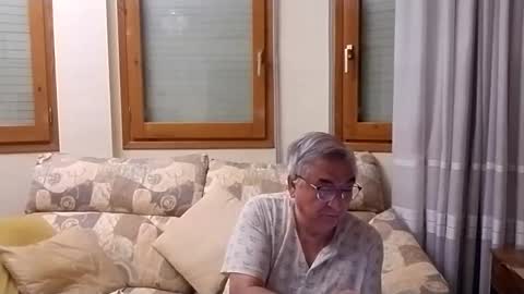 Snapshot of antonio2605 chatting on 10/07/25, 09:45 Antonio online show from 10/07/25, 09:45