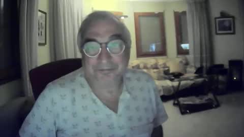 Snapshot of antonio2605 chatting on 10/10/25, 09:58 Antonio online show from 10/10/25, 09:58