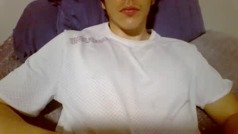 Snapshot of antonio_ricci chatting on 01/25/25, 11:43 antonio_ricci online show from 01/25/25, 11:43