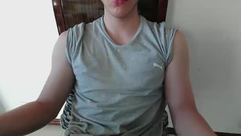 Snapshot of antonio_ricci chatting on 10/25/25, 09:42 antonio_ricci online show from 10/25/25, 09:42