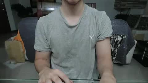 Snapshot of antonio_ricci chatting on 10/28/25, 11:51 antonio_ricci online show from 10/28/25, 11:51