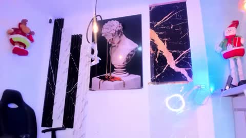 Snapshot of antoniomancinin chatting on 12/15/24, 10:07 brendan and stiiven online show from 12/15/24, 10:07