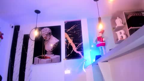 Snapshot of antoniomancinin chatting on 12/18/24, 10:19 brendan and stiiven online show from 12/18/24, 10:19