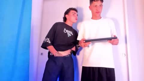 Snapshot of antoniomancinin chatting on 01/19/25, 02:36 brendan and stiiven online show from 01/19/25, 02:36