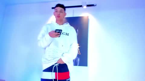 Snapshot of antoniomancinin chatting on 10/28/25, 06:50 brendan and stiiven online show from 10/28/25, 06:50