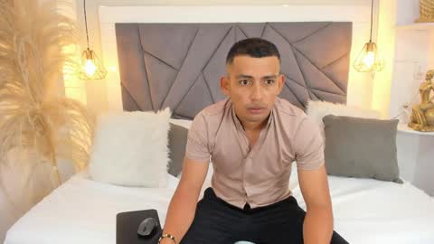 Snapshot of antonioruda chatting on 05/01/26, 01:59 Antonio online show from 05/01/26, 01:59