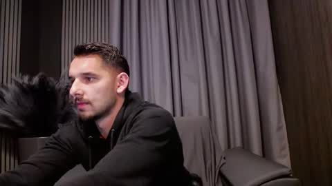 Snapshot of antoniovalentinidiamond chatting on 10/29/25, 07:59 HI My name is Antonio online show from 10/29/25, 07:59