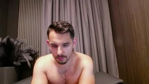 Snapshot of antoniovalentinidiamond chatting on 10/31/25, 07:59 HI My name is Antonio online show from 10/31/25, 07:59