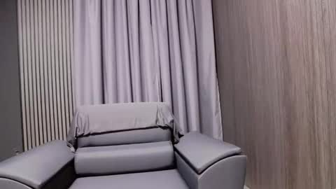 Snapshot of antoniovalentinidiamond chatting on 11/12/25, 07:57 HI My name is Antonio online show from 11/12/25, 07:57