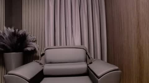 Snapshot of antoniovalentinidiamond chatting on 12/02/25, 07:42 HI My name is Antonio online show from 12/02/25, 07:42