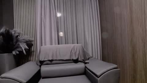 HI My name is Antonio online show from 04/12/26, 06:57