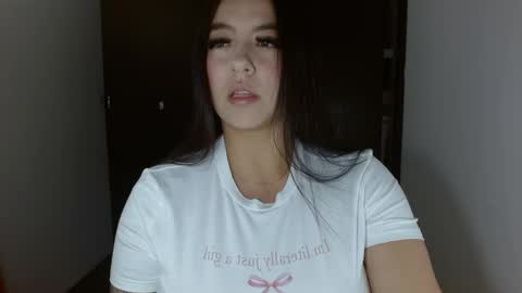 Snapshot of antonnella_x chatting on 05/28/26, 02:31 antonnella online show from 05/28/26, 02:31