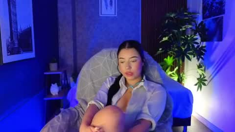 Snapshot of antonnellae chatting on 04/18/26, 06:06 Antonella online show from 04/18/26, 06:06