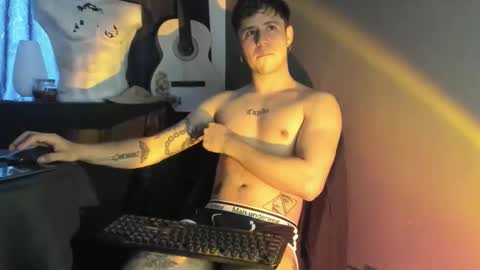 antonnello_ online show from 09/29/25, 03:28