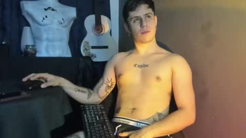 antonnello_ online show from 10/01/25, 07:36