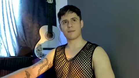 Snapshot of antonnello_ chatting on 11/13/25, 06:07 antonnello_ online show from 11/13/25, 06:07