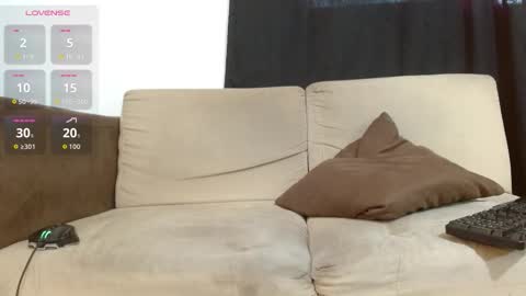 Snapshot of antony_bigdick_ chatting on 03/20/26, 11:48 Juan Camilo online show from 03/20/26, 11:48