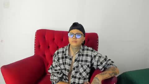 antony_d_ossa online show from 04/13/26, 04:07