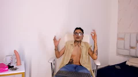 Snapshot of antony_d_ossa chatting on 07/29/26, 06:00 antony_d_ossa online show from 07/29/26, 06:00