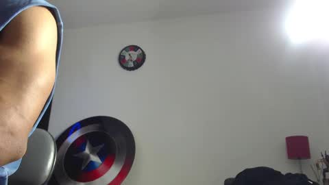 Snapshot of antonywebb94 chatting on 03/09/25, 04:38 Instagram miguelangel1802 online show from 03/09/25, 04:38