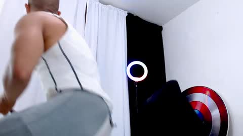 Instagram miguelangel1802  online show from 05/24/26, 12:15