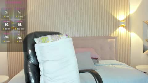 antoonellaa online show from 10/06/25, 12:24