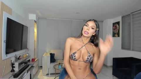 Snapshot of antotss chatting on 03/23/26, 11:53 Maria Antonia online show from 03/23/26, 11:53