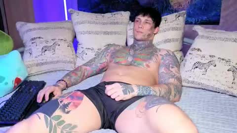 Tom online show from 11/09/25, 05:28