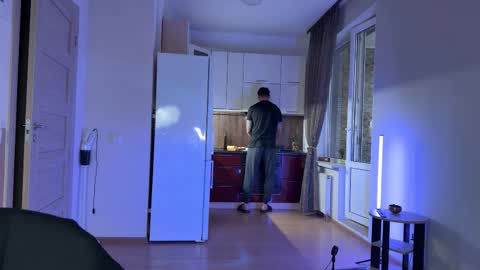 Tom online show from 03/01/26, 05:31