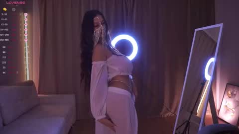 Snapshot of anuricbriny chatting on 10/27/25, 09:30 Sunday - start 0400 PM GMT -4 online show from 10/27/25, 09:30