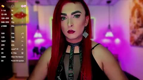 MissSophiaSpecter online show from 12/01/25, 05:18