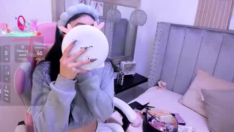 anya_belth online show from 10/11/25, 01:09