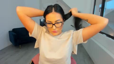 Snapshot of anya_evy chatting on 11/07/25, 05:40 Anya online show from 11/07/25, 05:40