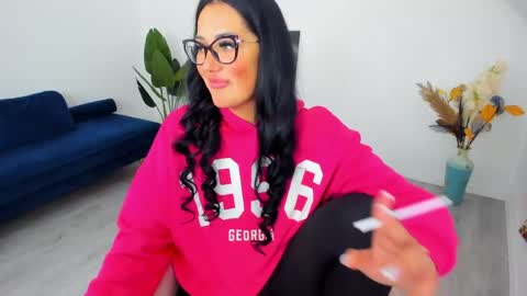 Snapshot of anya_evy chatting on 03/24/26, 05:12 Anya online show from 03/24/26, 05:12