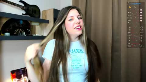 Anya online show from 12/20/25, 06:48