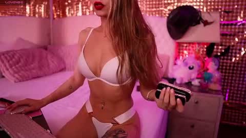 anya_sky_ online show from 07/10/26, 07:34