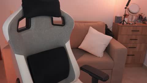 anya online show from 02/01/26, 07:34