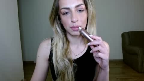 Snapshot of anyamurr chatting on 03/26/26, 09:20 Anya online show from 03/26/26, 09:20