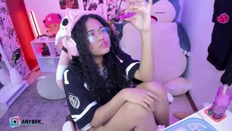 Any online show from 09/24/25, 04:16