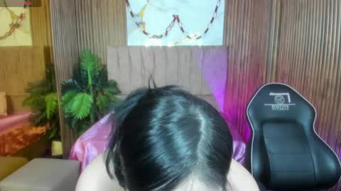 anye_tay online show from 04/04/26, 07:22