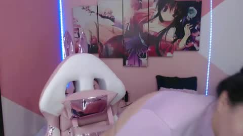 Snapshot of anyela_bubble19 chatting on 12/30/24, 01:37 Anyela online show from 12/30/24, 01:37