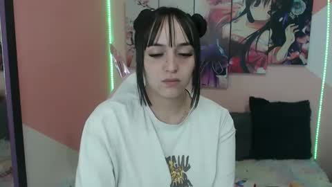 Snapshot of anyela_bubble19 chatting on 02/01/25, 04:35 Anyela online show from 02/01/25, 04:35