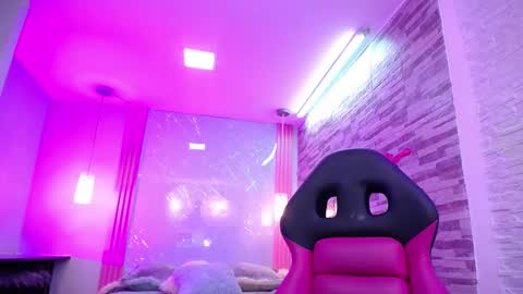 Snapshot of anyelaevansx chatting on 02/03/25, 02:13 Anyela online show from 02/03/25, 02:13