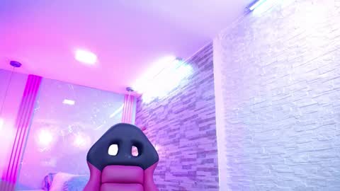 Snapshot of anyelaevansx chatting on 02/15/25, 05:50 Anyela online show from 02/15/25, 05:50