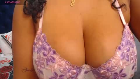 Snapshot of anyelaevansx chatting on 06/25/26, 02:32 Anyela online show from 06/25/26, 02:32